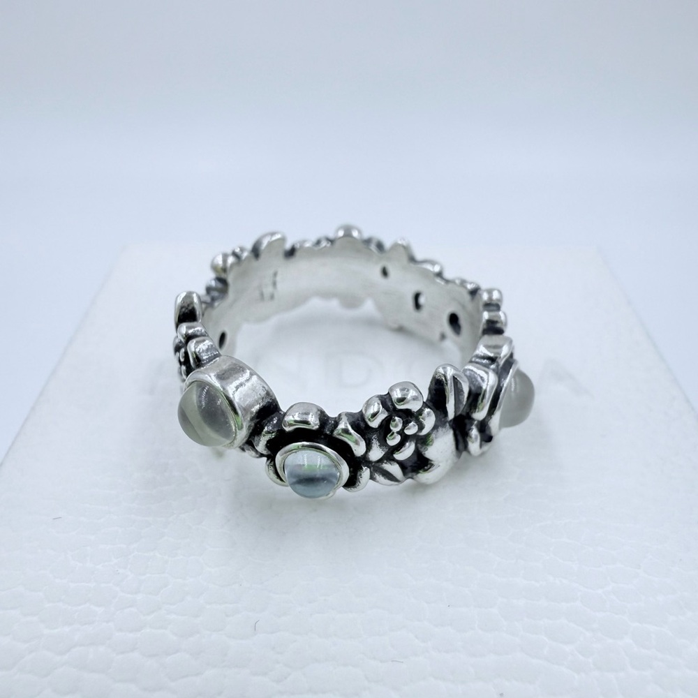 Pandora Ring